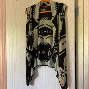 Sweater vest women’s large